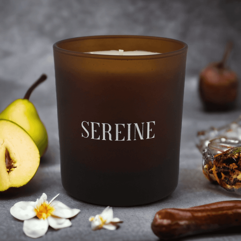 Pure White Tea & Pear Candle (30cl)