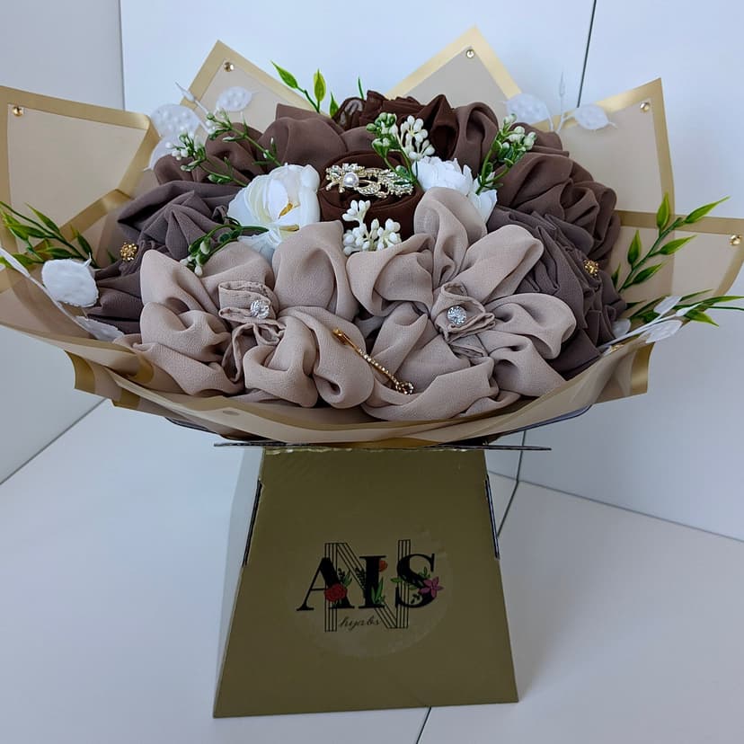 Floral Brown Chiffon Hijab Bouquet | Eid/Ramadan Gift | Umrah/Hajj Gift | Islamic Gift For Graduation | Birthday/Eid Gift | Islamic Gifts | Islamic Handmade Gift for Her